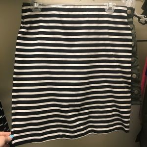 Striped pencil skirt
